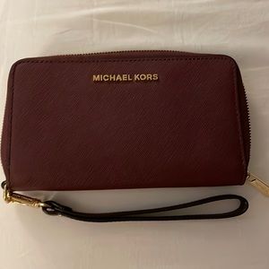 Michael Kors wristlet